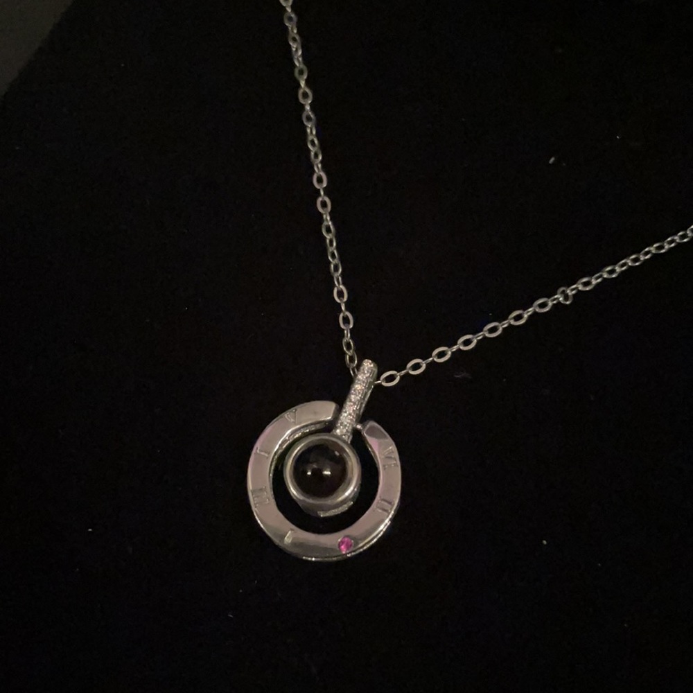 Best friend “I love you” necklace - Picture 5 of 7